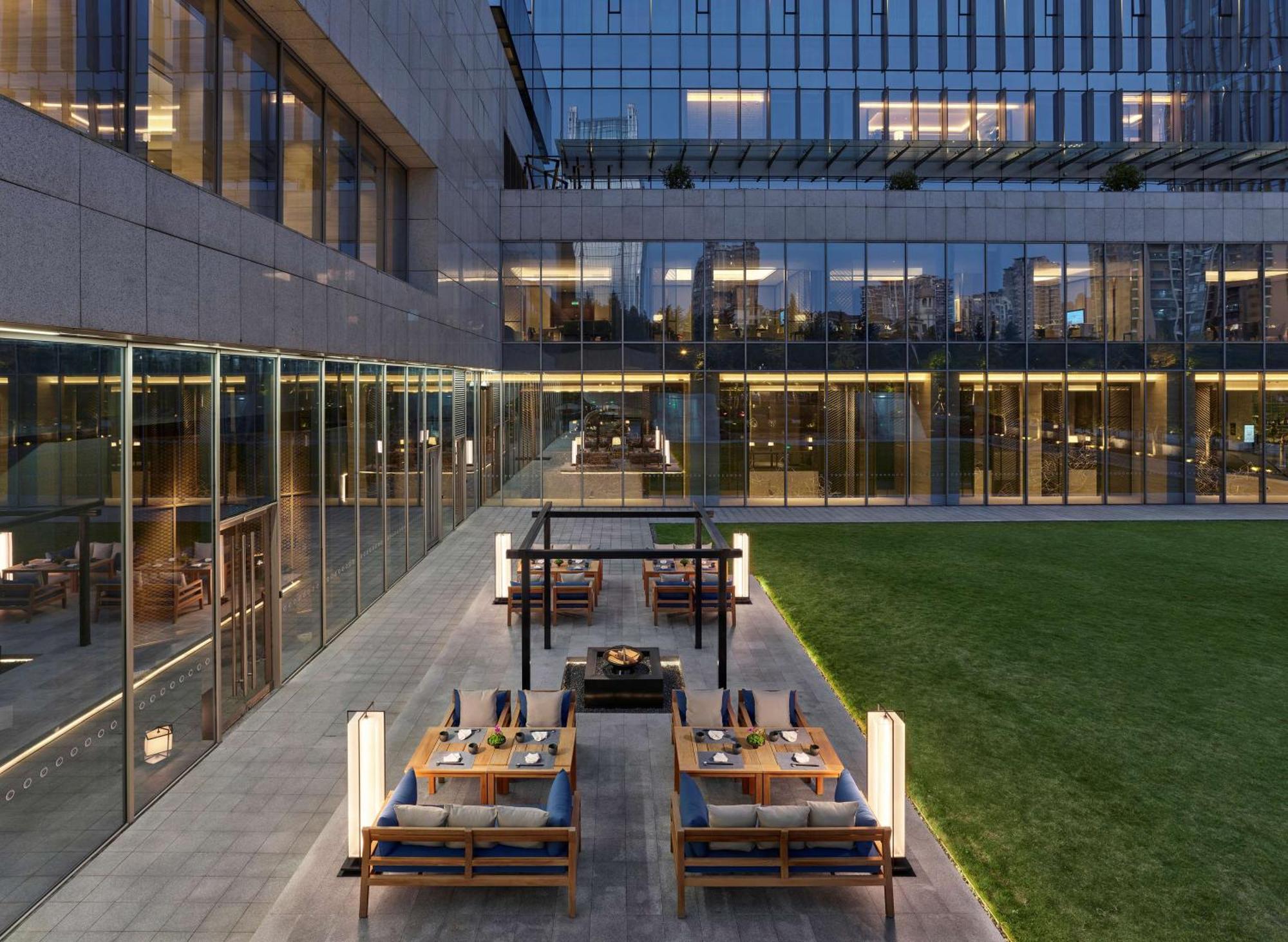 Готель Hilton Guiyang Ґуйян Екстер'єр фото